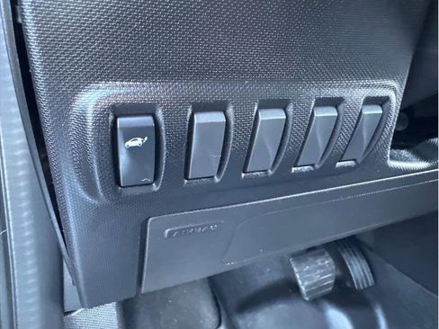 Used 2016 smart fortwo pure image 26