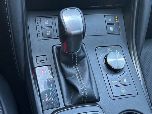 Certified 2022 Lexus IS 350 F Sport image 21