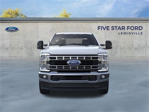 New 2025 Ford F250 XLT w/ FX4 Off-Road Package image 2