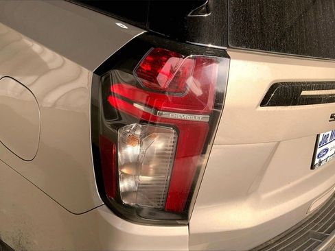 Used 2024 Chevrolet Suburban Z71 w/ Z71 Off-Road Package image 13