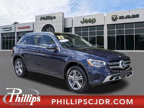 Used 2022 Mercedes-Benz GLC 300 4MATIC image 1