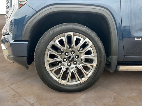 Used 2023 GMC Sierra 1500 Denali Ultimate image 30