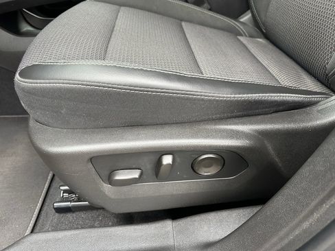 Used 2022 Buick Envision Preferred image 12