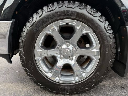 Used 2015 RAM 1500 Laramie w/ Convenience Group AWD/4WD image 28