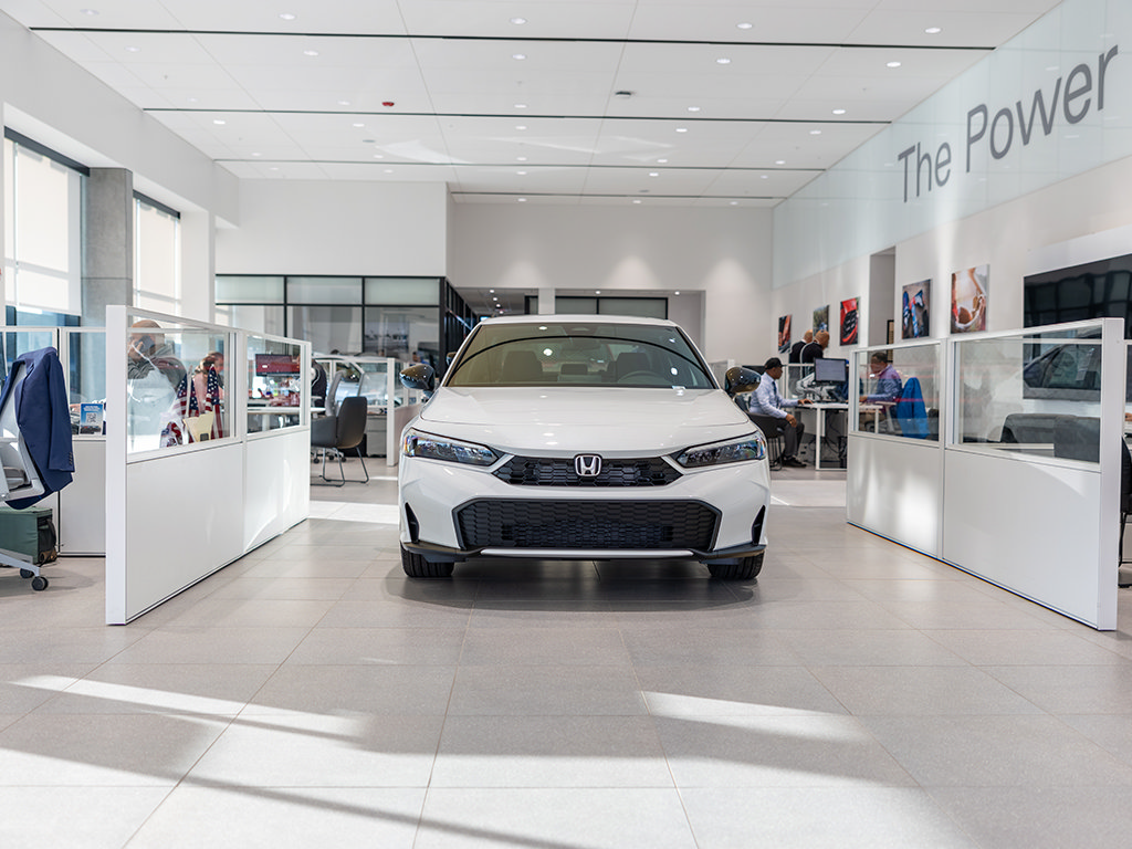 Used 2023 Honda Accord EX image 10
