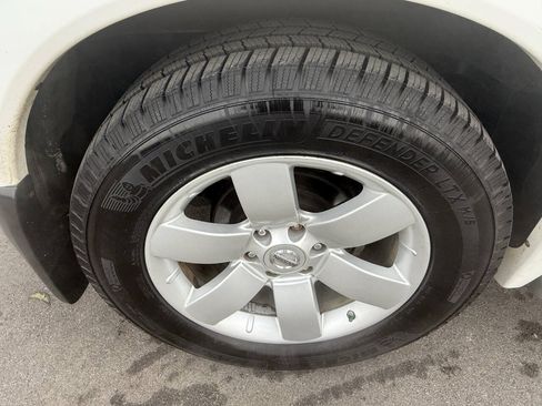 Used 2010 Nissan Armada Titanium AWD/4WD image 26