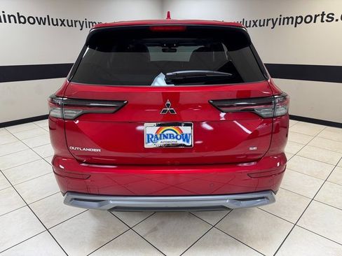 New 2026 Mitsubishi Outlander SE image 5