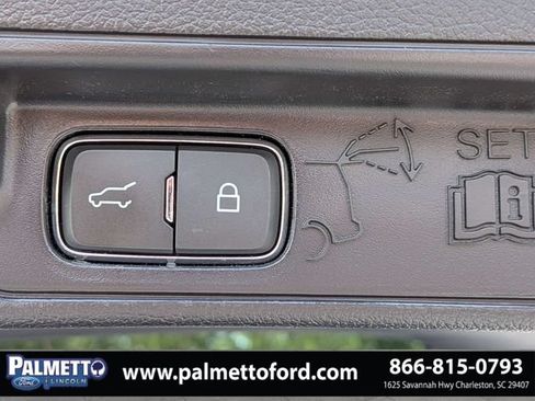 Used 2022 Ford Explorer XLT w/ Equipment Group 202A RWD image 13