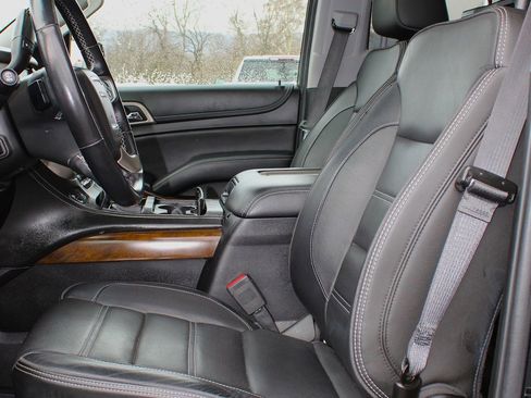 Used 2019 GMC Yukon XL Denali image 19