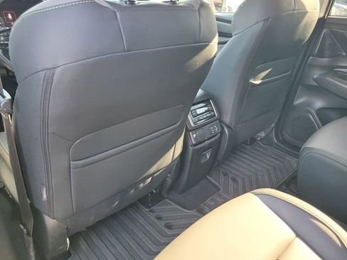 Used 2023 Subaru Ascent Onyx Edition image 12