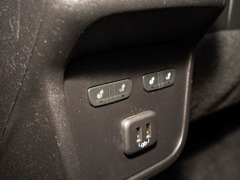 Used 2019 Chevrolet Equinox Premier image 8