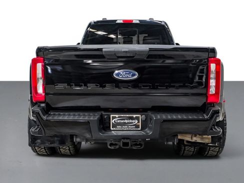 Used 2023 Ford F350 XLT w/ FX4 Off-Road Package AWD/4WD image 8