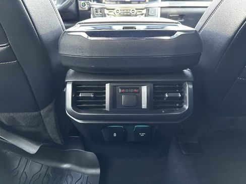 Used 2023 Ford F150 Lariat w/ Equipment Group 502A High image 25