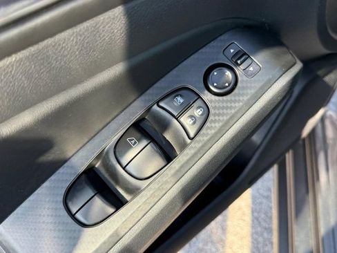Used 2024 Nissan Altima 2.5 SV FWD image 23