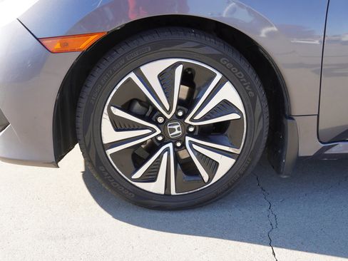 Used 2016 Honda Civic EX-L image 13