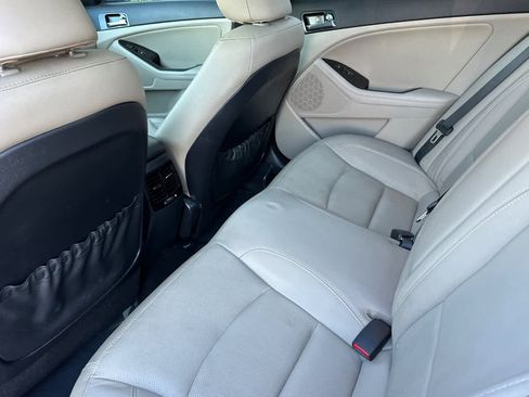 Used 2013 Kia Optima EX w/ Premium Pkg image 4