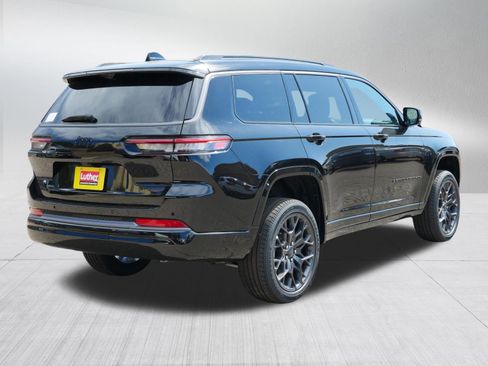 New 2026 Jeep Grand Cherokee L Summit image 2