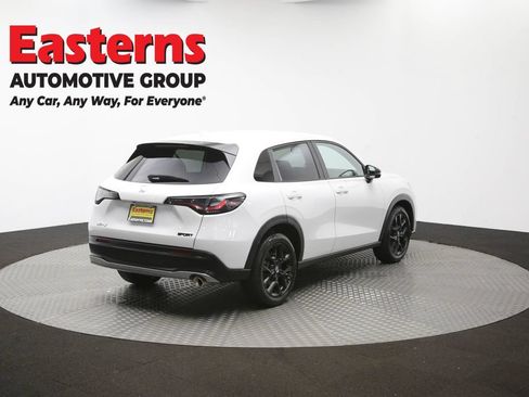 Used 2025 Honda HR-V Sport image 39