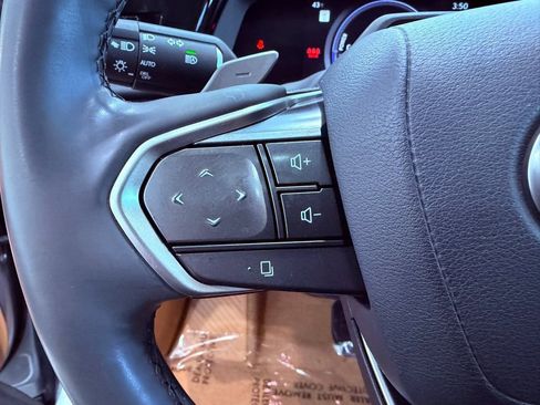 Certified 2023 Lexus RZ 450e Premium w/ Accessory Package (A2) image 23