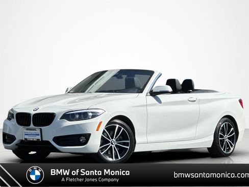 Used 2020 BMW 230i Convertible RWD image 1