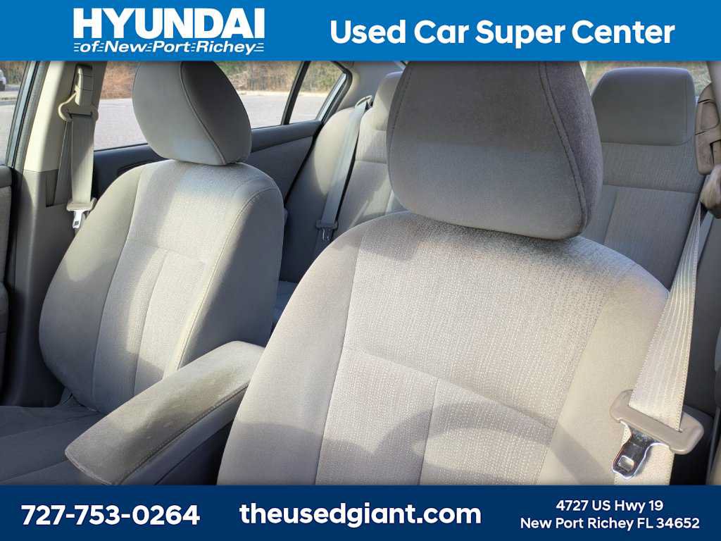 Used 2011 Nissan Altima 2.5 S w/ Special Edition Pkg FWD image 3
