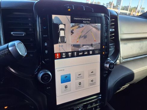 Used 2024 RAM 3500 Limited image 18