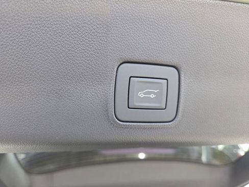 New 2026 Chevrolet TrailBlazer LT w/ Convenience Package FWD image 17