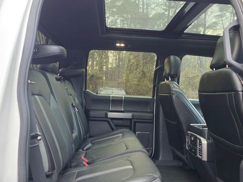 Used 2018 Ford F250 Platinum w/ Platinum Ultimate Package image 32