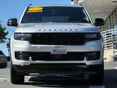 Certified 2023 Jeep Wagoneer Series II AWD/4WD image 6