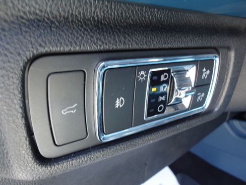 Used 2021 Lincoln Corsair Reserve w/ Equipment Group 201A AWD/4WD image 14