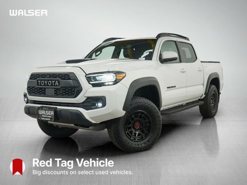 Used 2022 Toyota Tacoma TRD Pro image 1