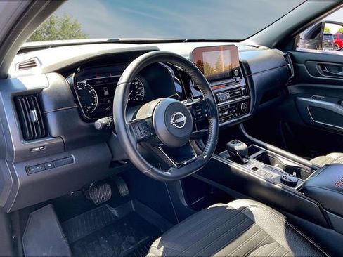 Certified 2024 Nissan Pathfinder Rock Creek AWD/4WD image 17