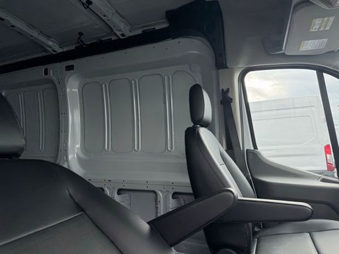 New 2026 Ford Transit 250 148 Medium Roof image 13