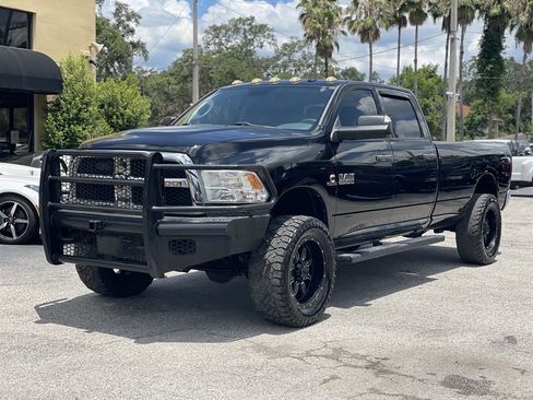 Used 2013 RAM 2500 Tradesman w/ Chrome Appearance Group AWD/4WD image 14