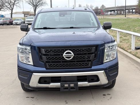 Used 2021 Nissan Titan SV w/ Accessory Utility Package image 2