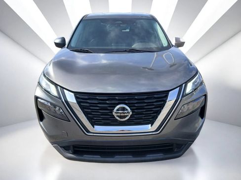 Used 2021 Nissan Rogue S FWD image 3
