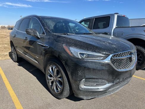 Used 2021 Buick Enclave Avenir w/ Avenir Technology Package image 8