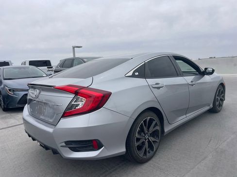 Used 2021 Honda Civic Sport image 2