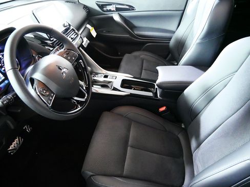 New 2026 Mitsubishi Eclipse Cross AWD image 4