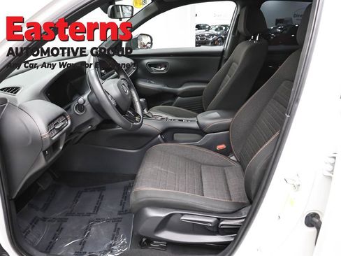 Used 2023 Honda HR-V Sport image 14