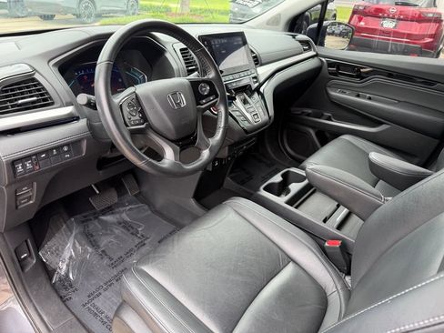 Used 2021 Honda Odyssey Touring image 12