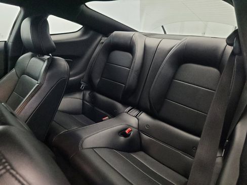 Used 2017 Ford Mustang Premium RWD image 18