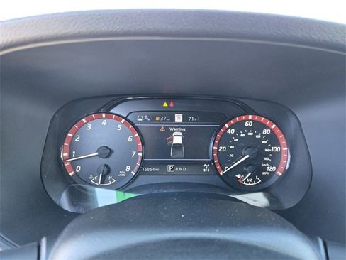 Used 2023 Nissan Frontier PRO-4X w/ Technology Package image 12