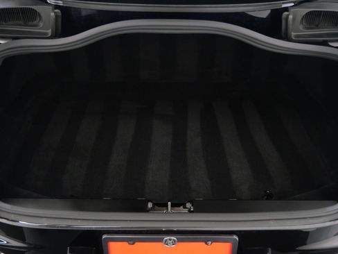 Used 2023 Aston Martin DB11 Coupe RWD image 19