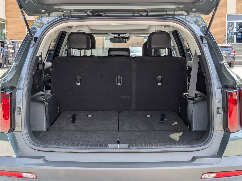Used 2022 Kia Sorento S w/ Panoramic Sunroof Package AWD/4WD image 6