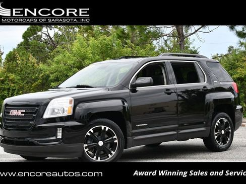 Used 2017 GMC Terrain SLT w/ Open Road Package image 1