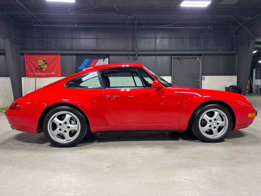 Used 1995 Porsche 911 Carrera 4 AWD/4WD image 14