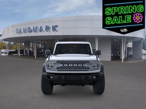 New 2025 Ford Bronco Badlands image 7