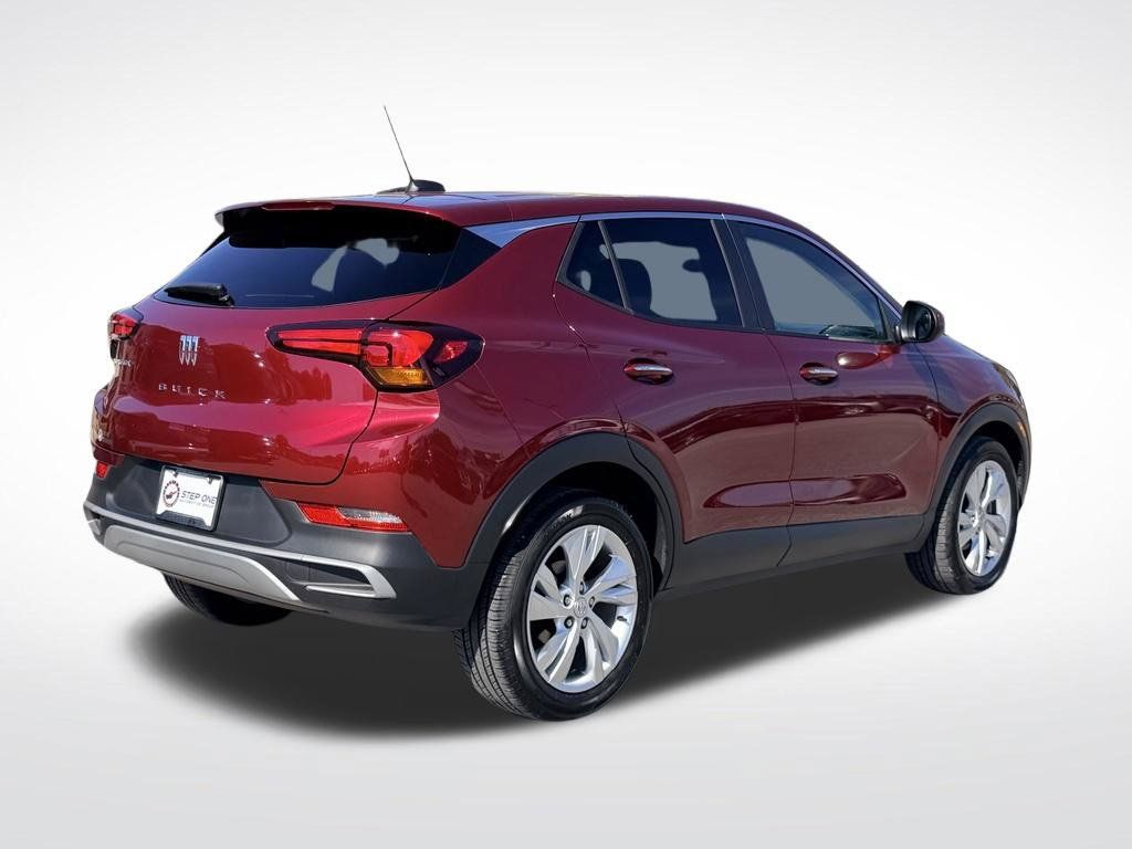 Used 2025 Buick Encore GX Preferred w/ Comfort Package FWD image 7