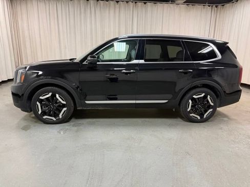 Used 2025 Kia Telluride S AWD/4WD image 9